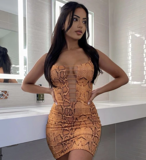 Outcall Lucknow escort ready for night out